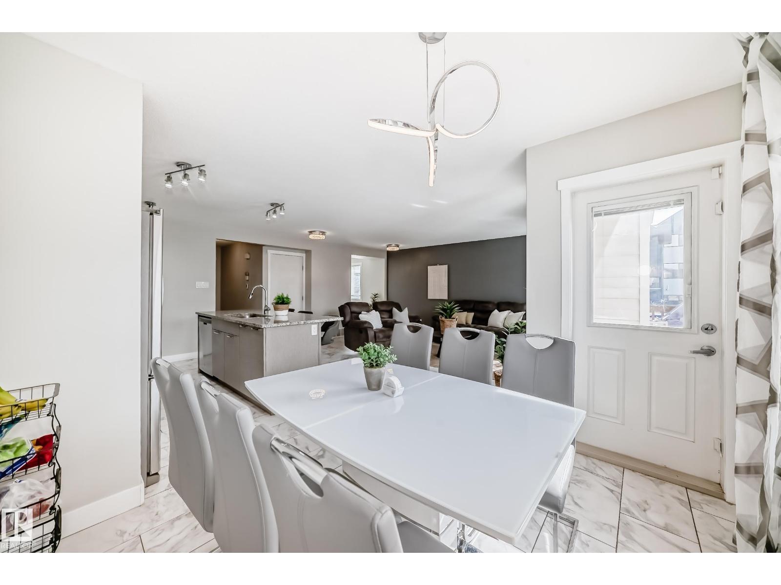 4404 6 ST NW, Edmonton