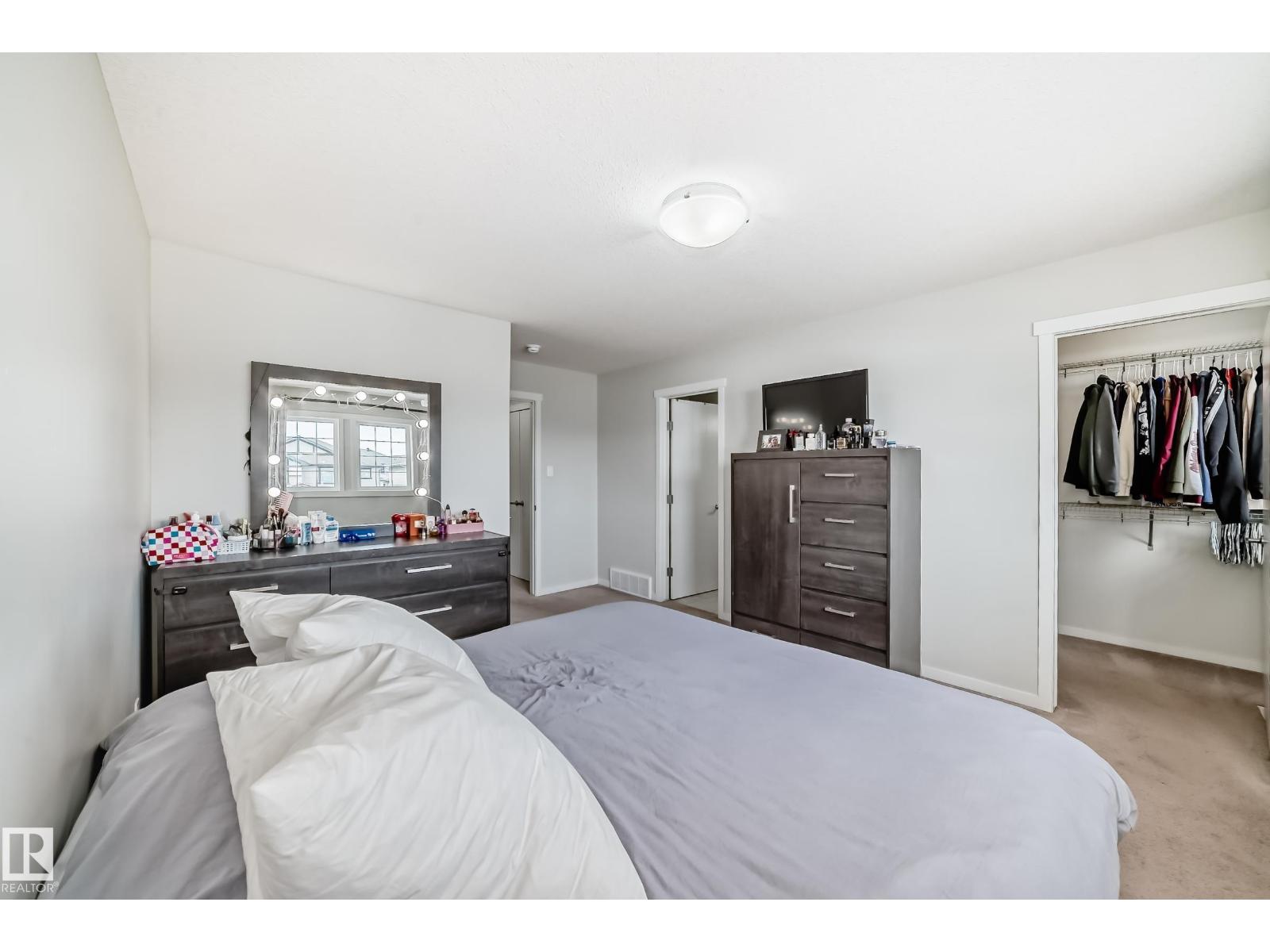 4404 6 ST NW, Edmonton