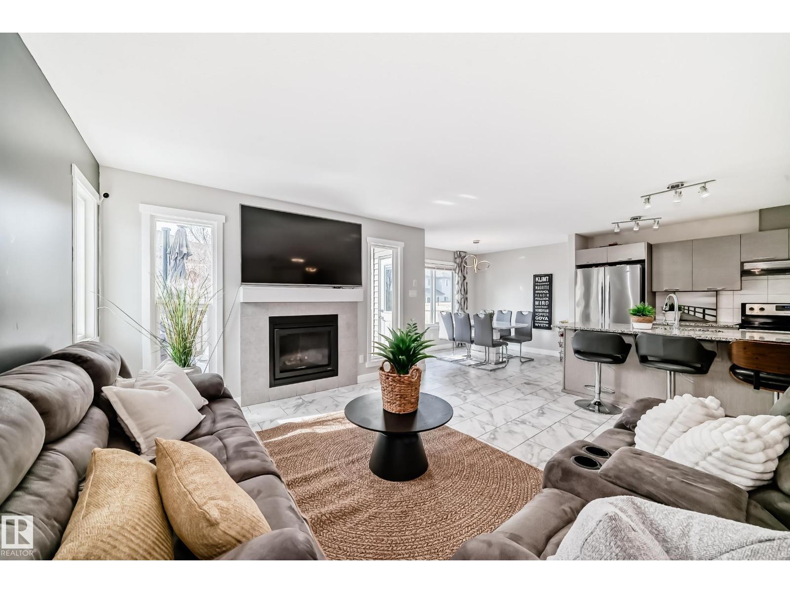 4404 6 ST NW, Edmonton