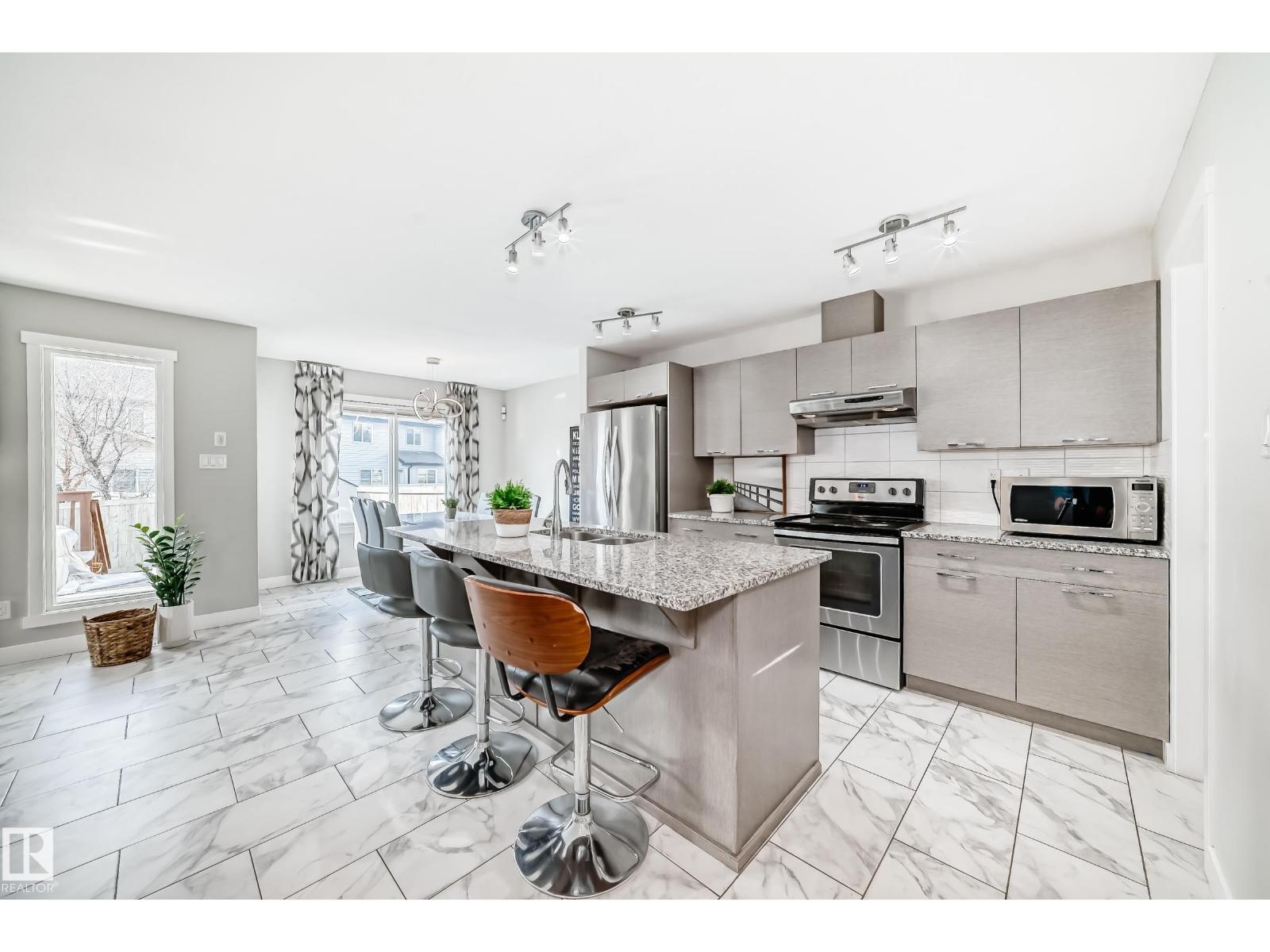 4404 6 ST NW, Edmonton