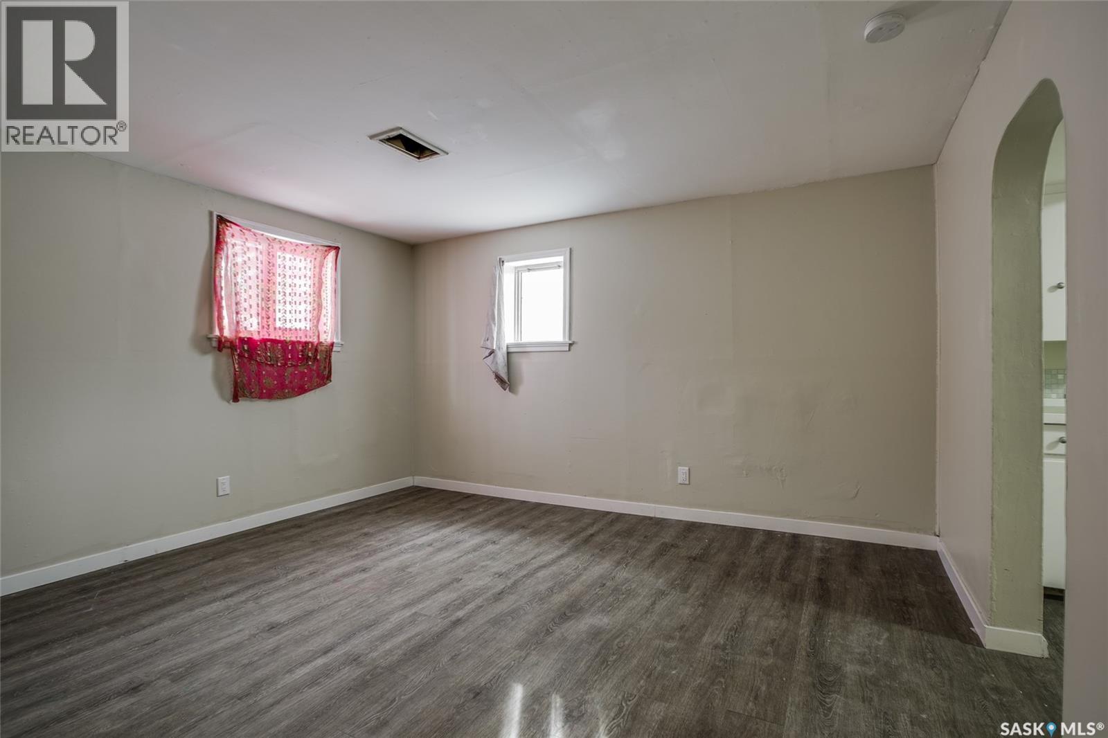 327 Q AVENUE S - 13