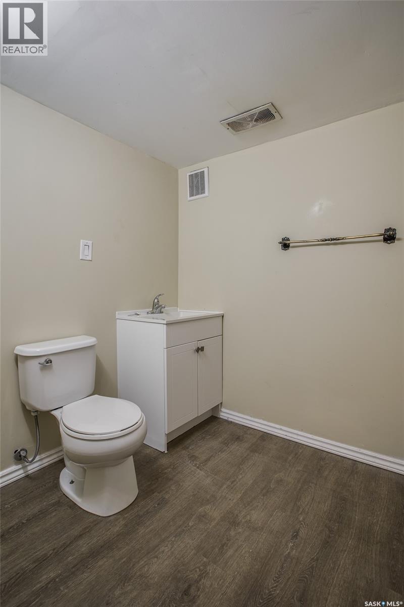 327 Q AVENUE S - 18