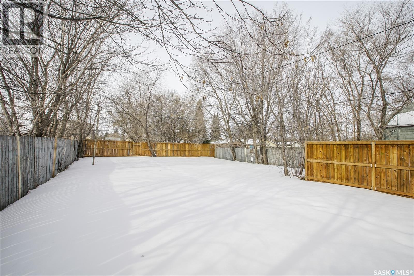 327 Q AVENUE S - 20