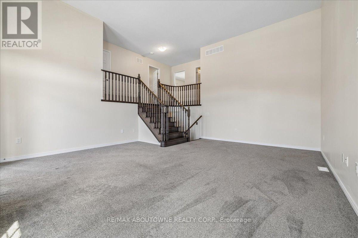 7608 TUPELO CRESCENT,Niagara Falls (Brown),,