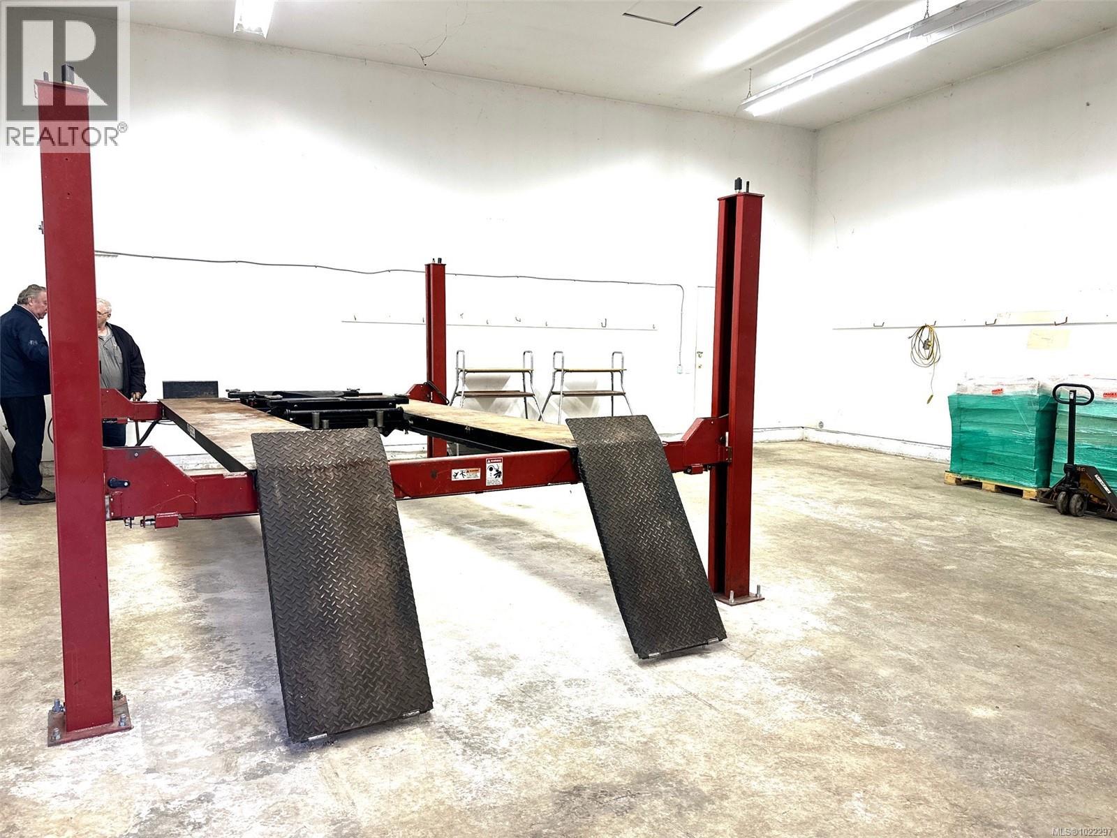 6513 PHANTOM RD - 38