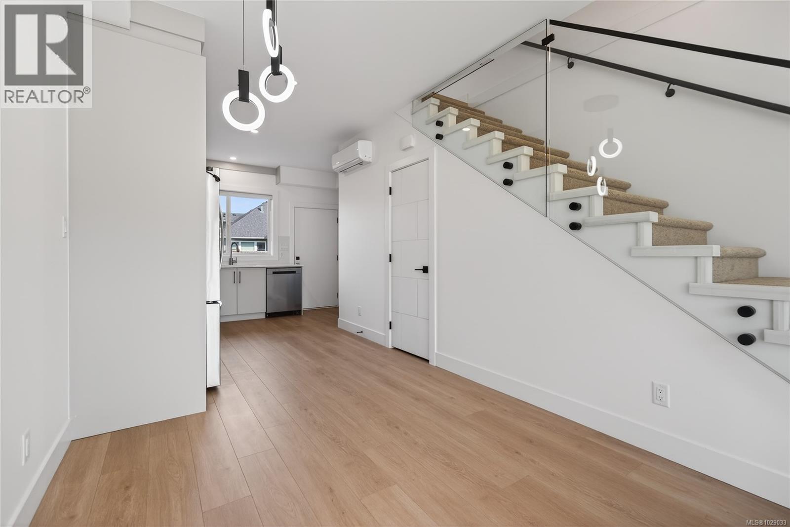 #4 704 BEAVER CREEK BLVD - 8