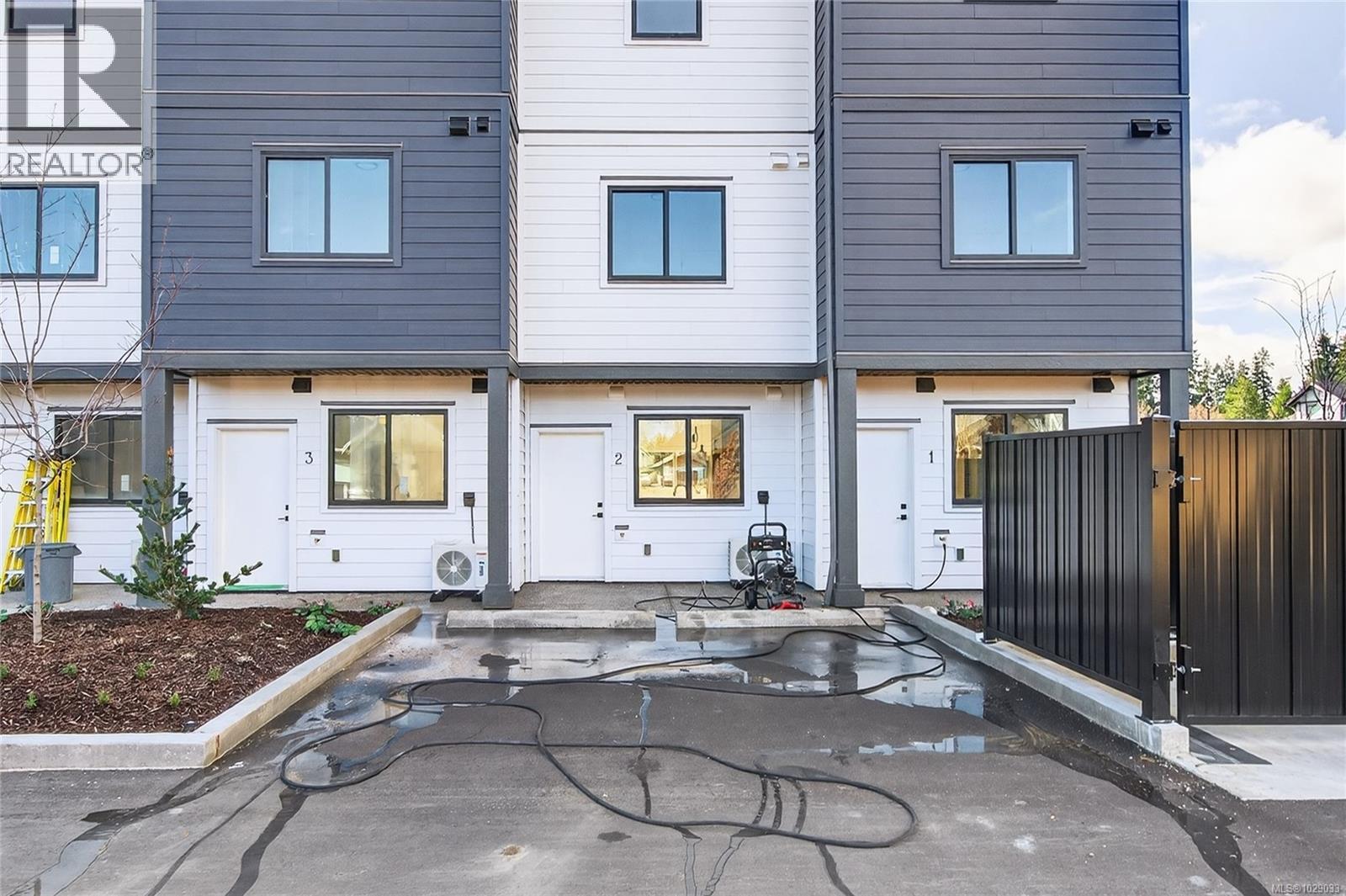 #4 704 BEAVER CREEK BLVD - 38