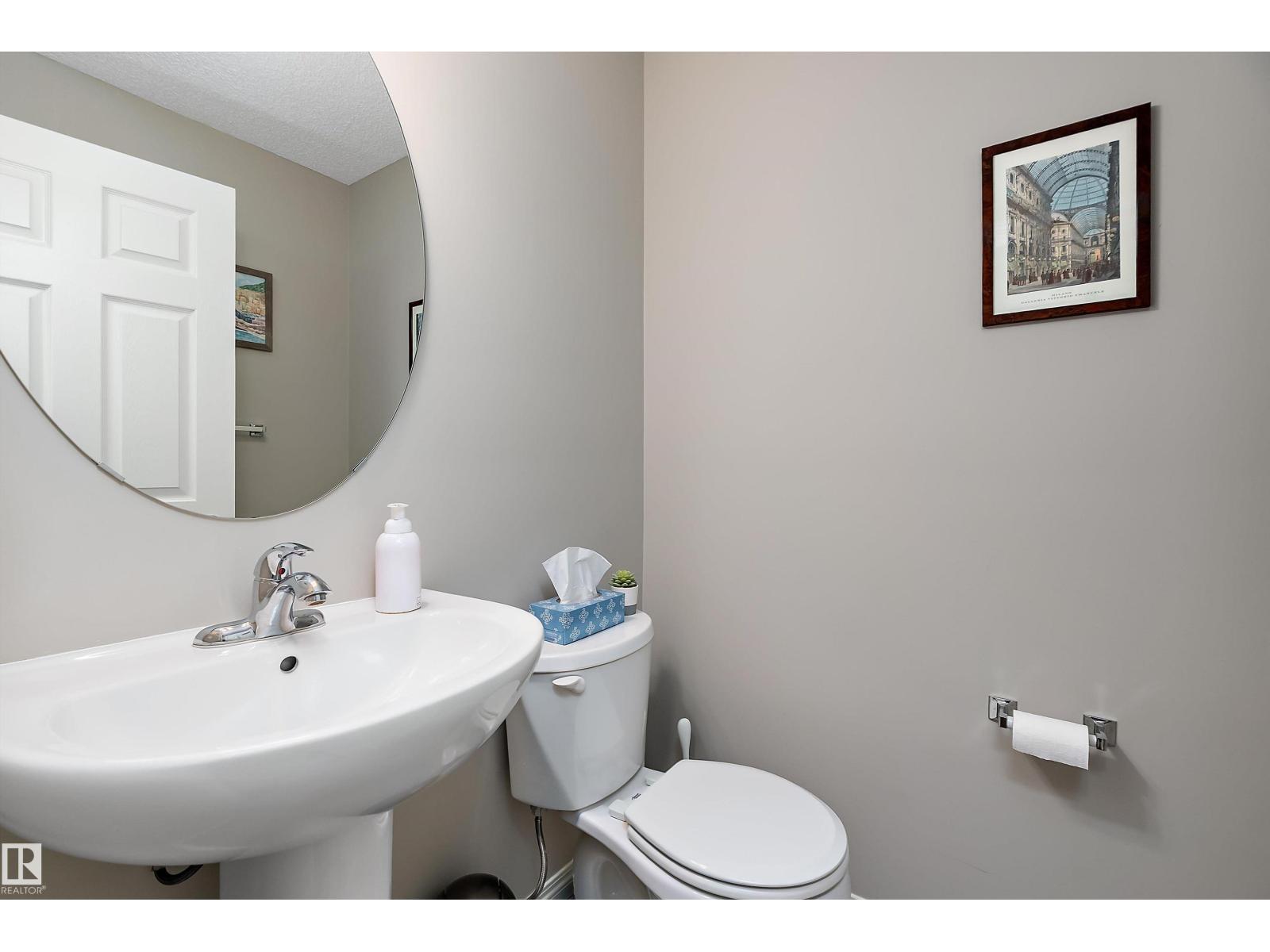 8324 23 AV SW, Edmonton