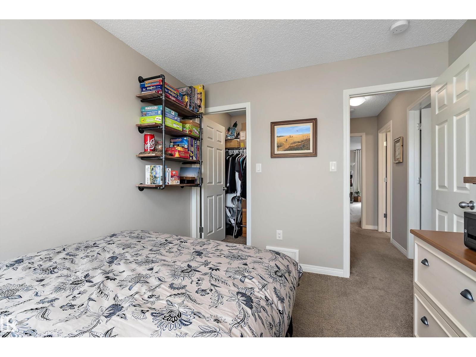 8324 23 AV SW, Edmonton