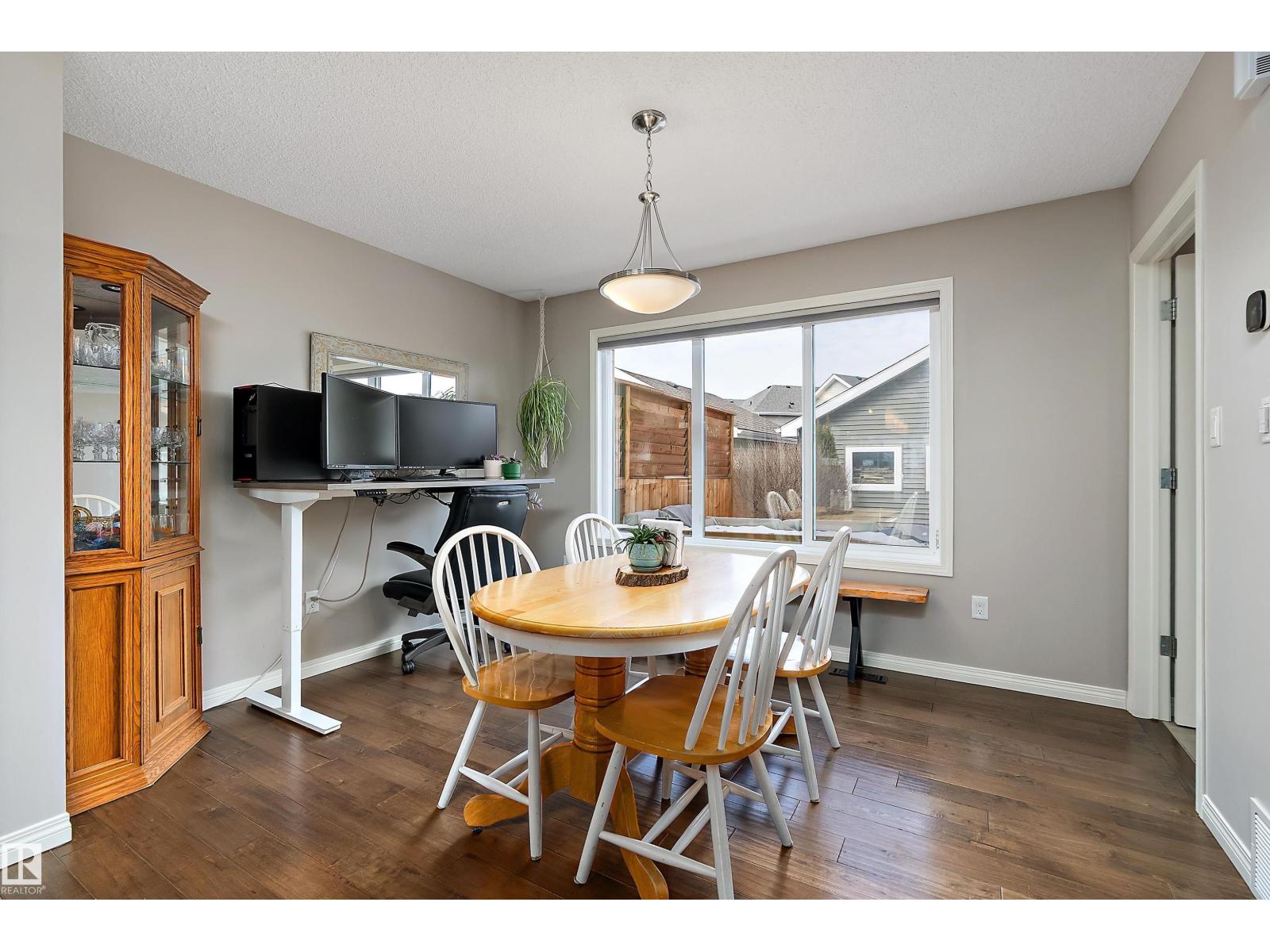 8324 23 AV SW, Edmonton