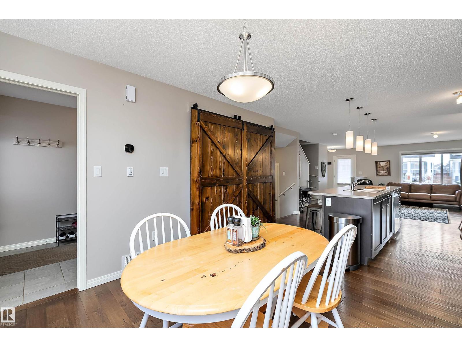 8324 23 AV SW, Edmonton