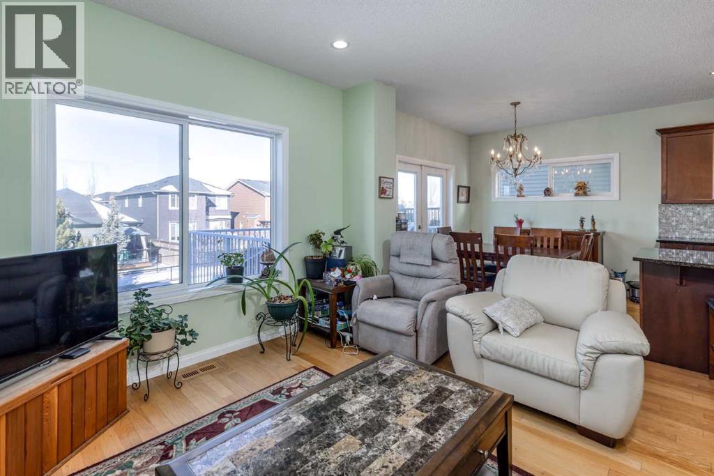 158 Fireside Bend, Cochrane