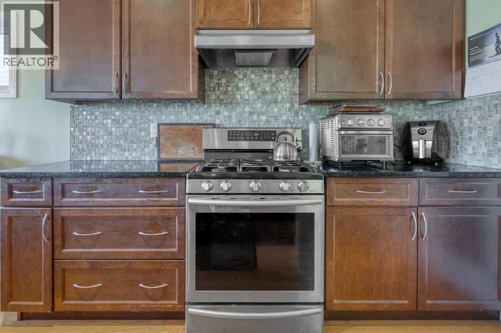 158 Fireside Bend, Cochrane