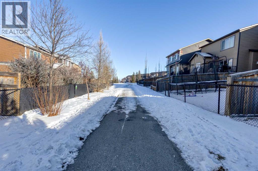 158 Fireside Bend, Cochrane