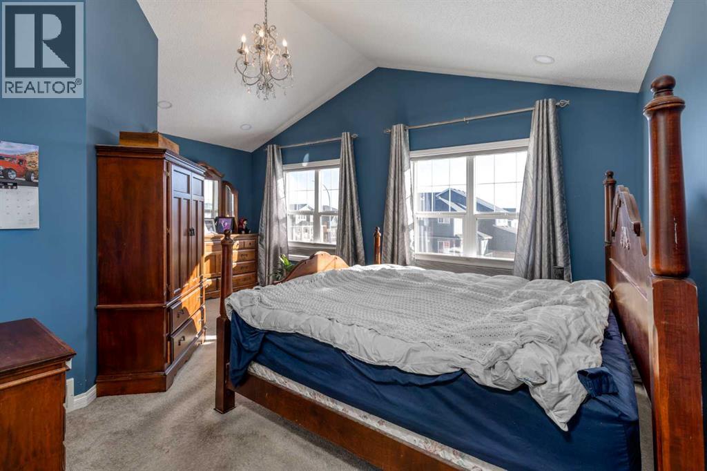 158 Fireside Bend, Cochrane