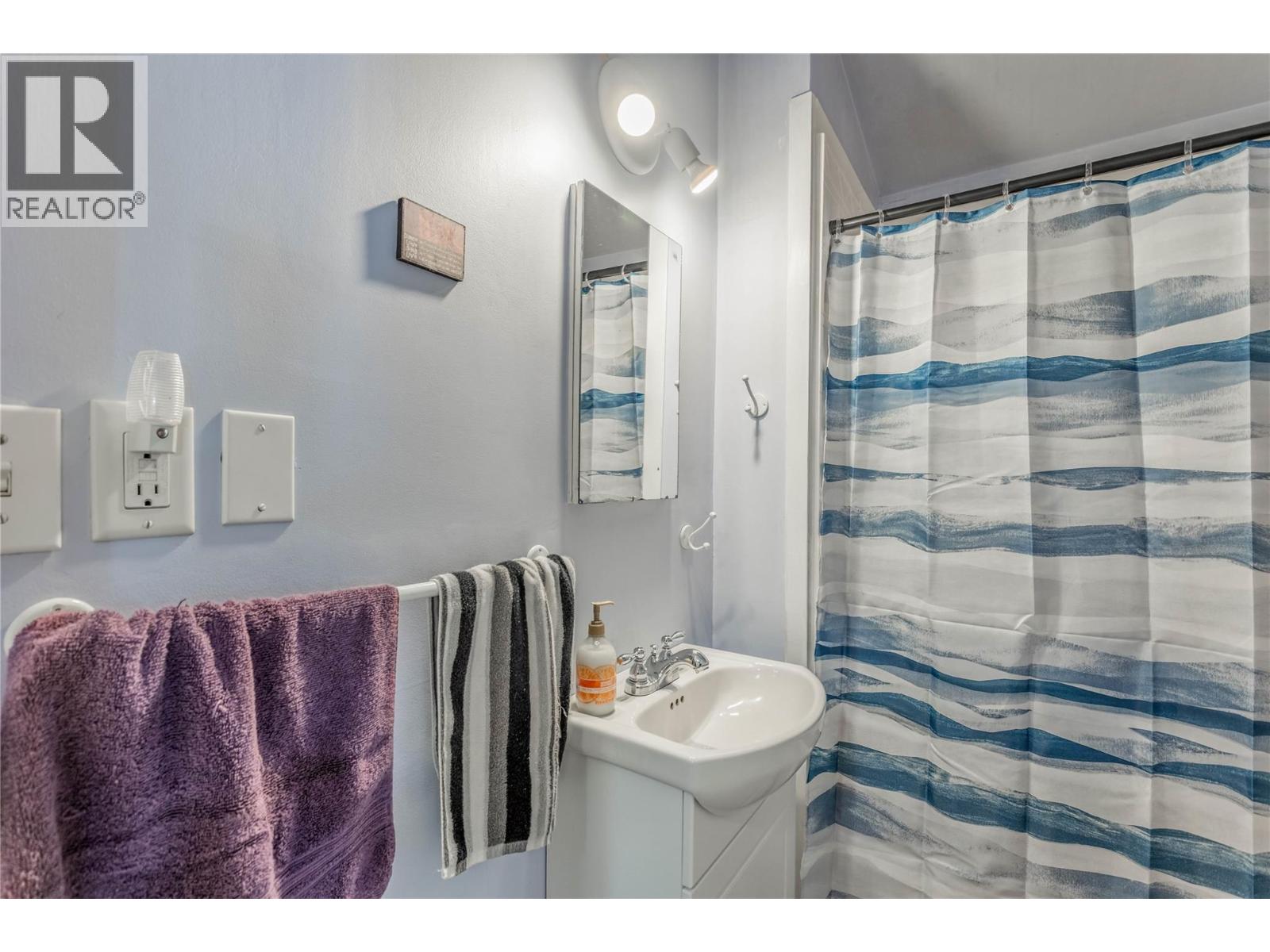 3156 Woodsdale Road, Lake Country