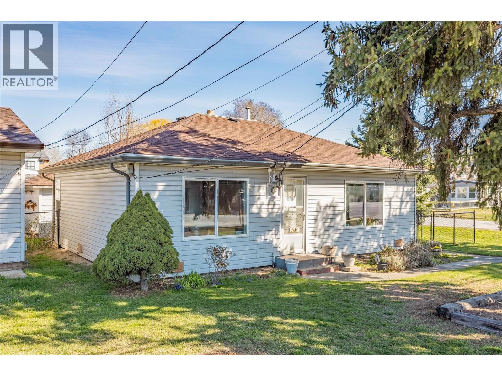 3156 Woodsdale Road, Lake Country