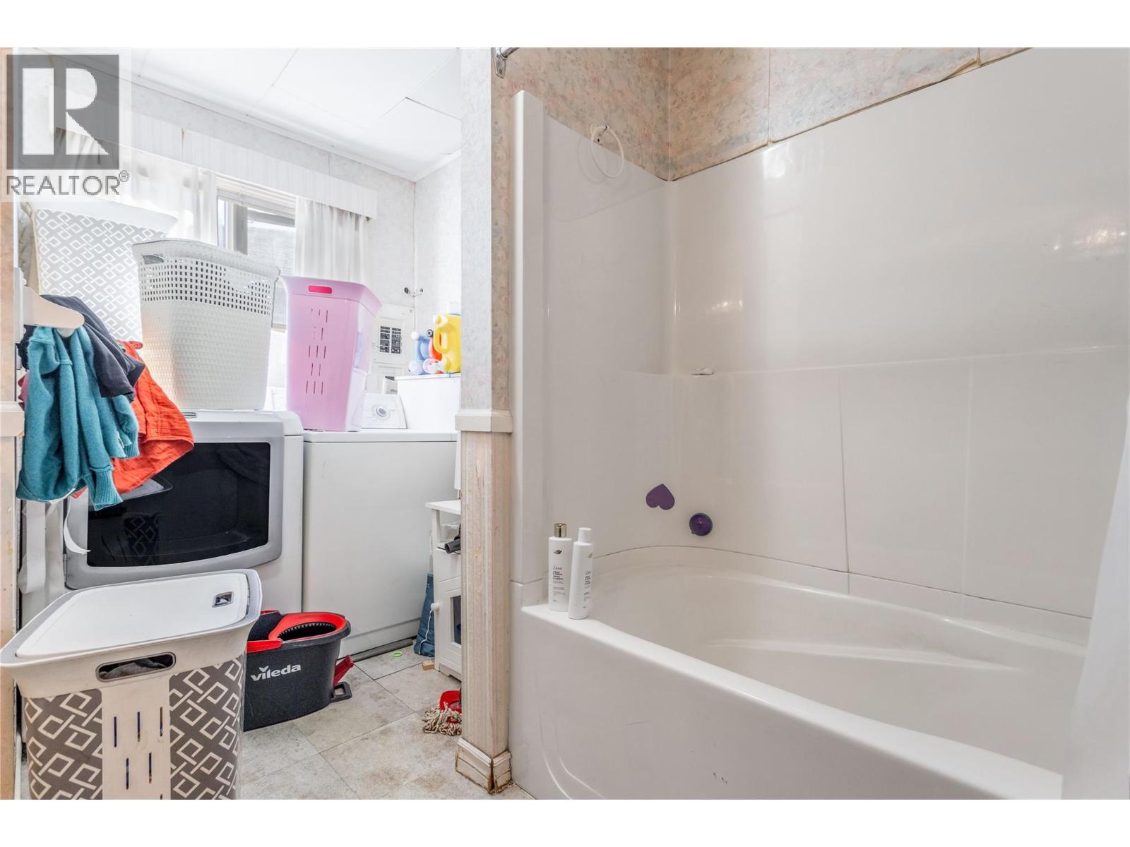 3144 Woodsdale Road, Lake Country