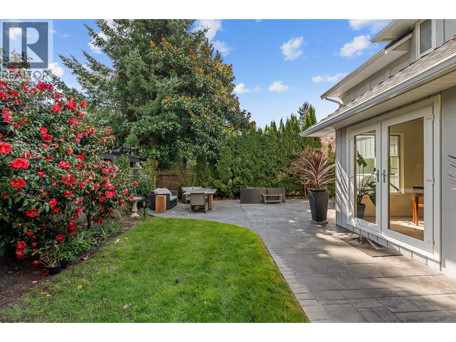 1842 MATHERS COURT, West Vancouver