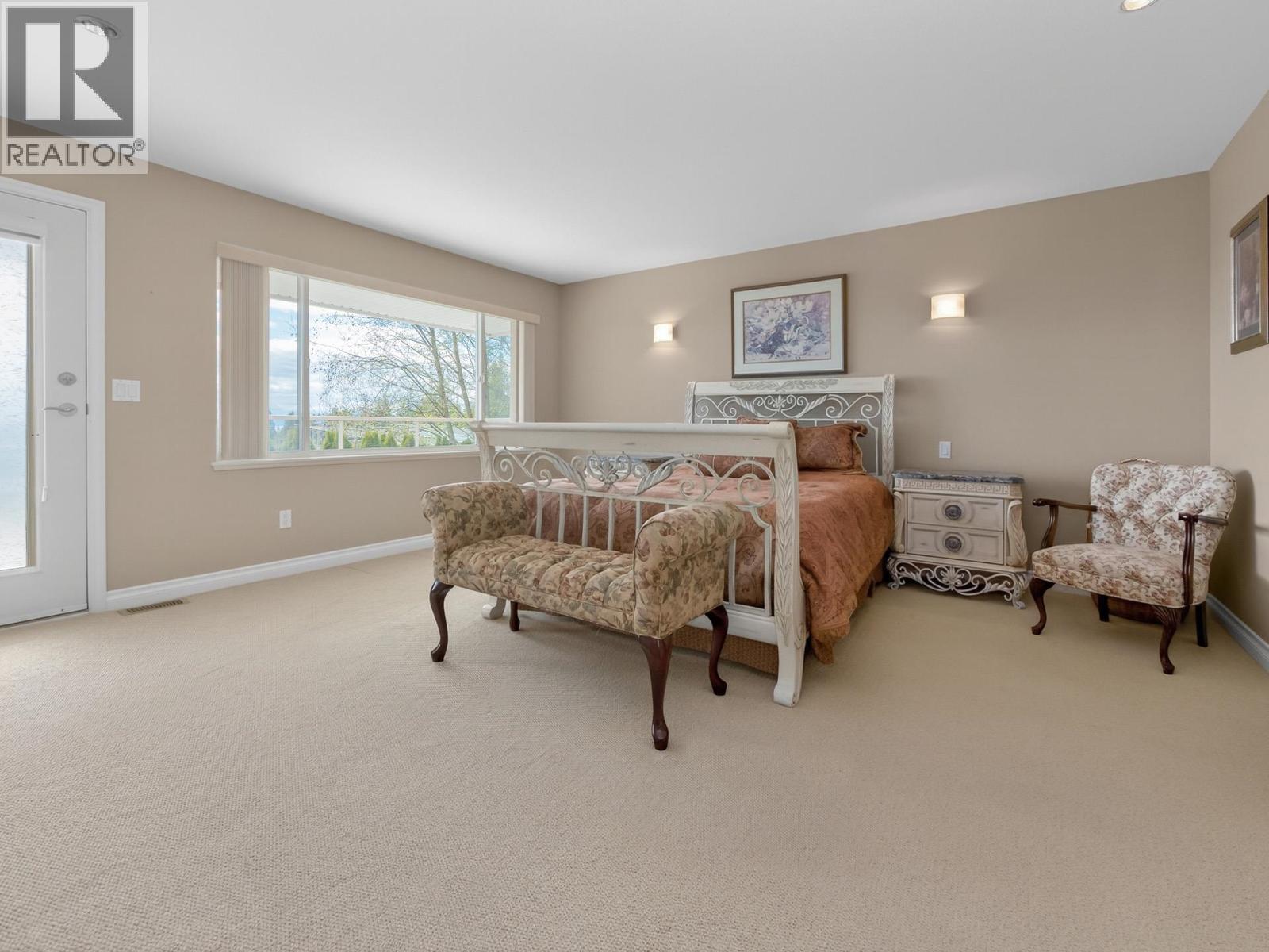 6249 BAILLIE ROAD, Sechelt
