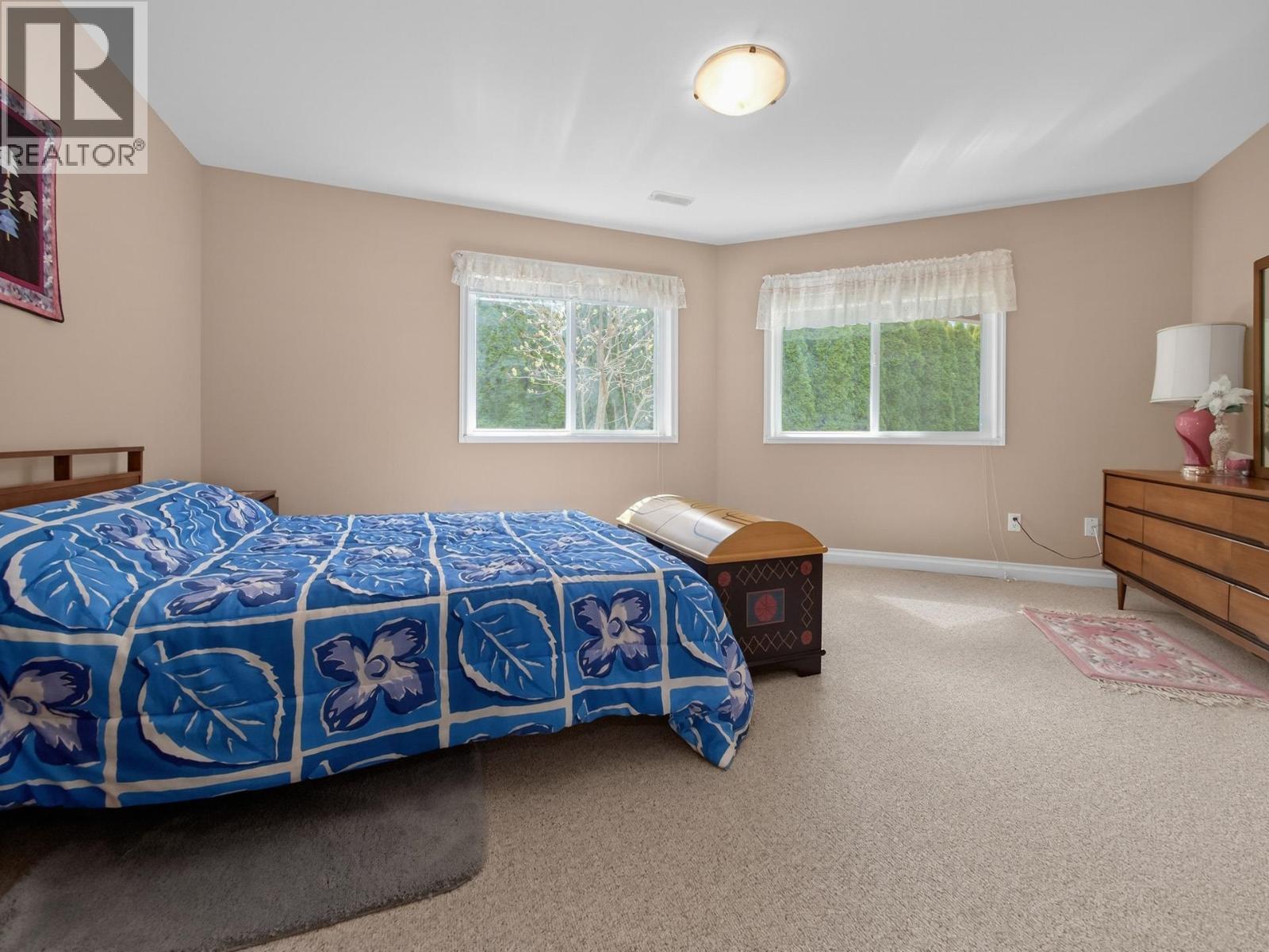 6249 BAILLIE ROAD, Sechelt