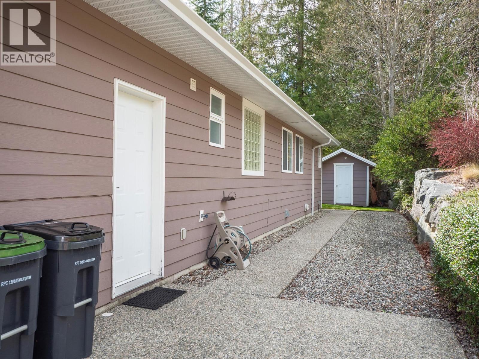 6249 BAILLIE ROAD, Sechelt