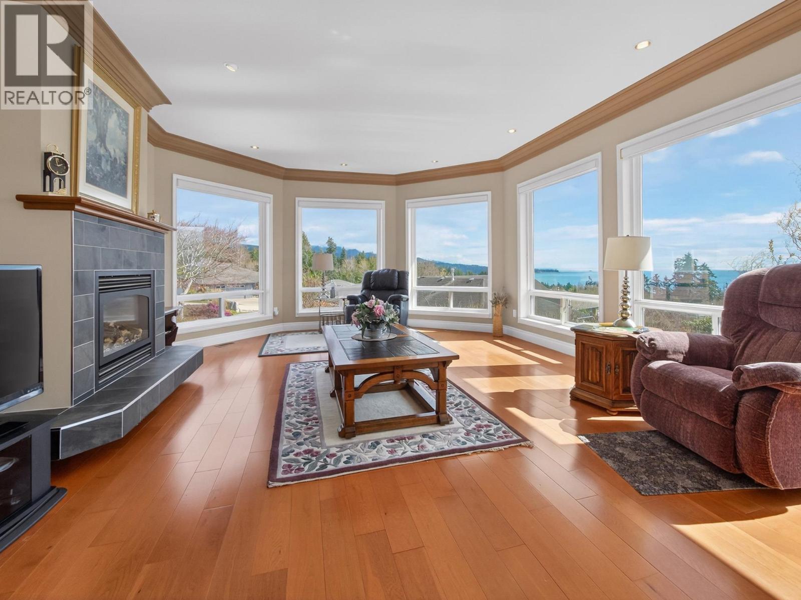 6249 BAILLIE ROAD, Sechelt