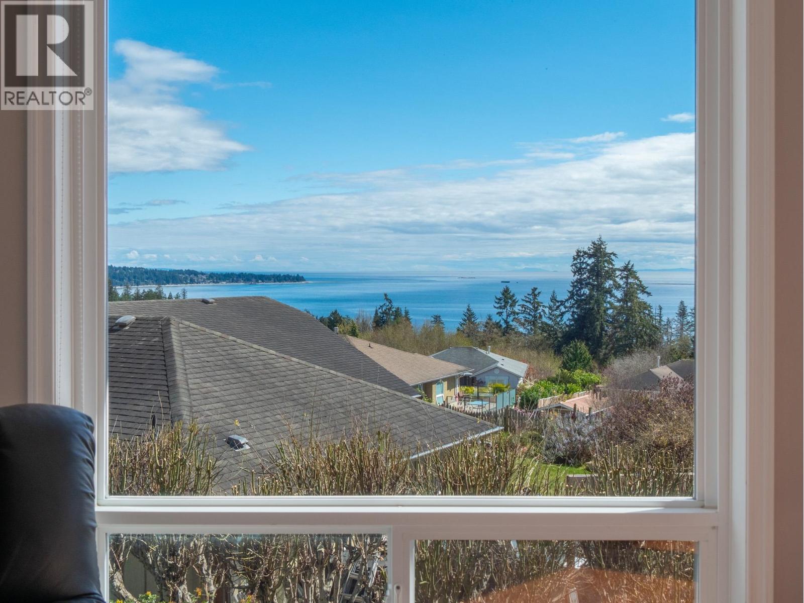 6249 BAILLIE ROAD, Sechelt