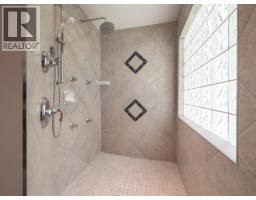 6249 Baillie Road, Sechelt, BC V7Z0R5 Photo 14