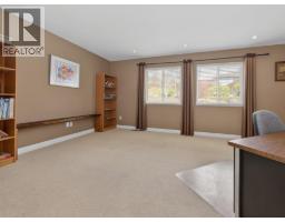 6249 Baillie Road, Sechelt, BC V7Z0R5 Photo 17