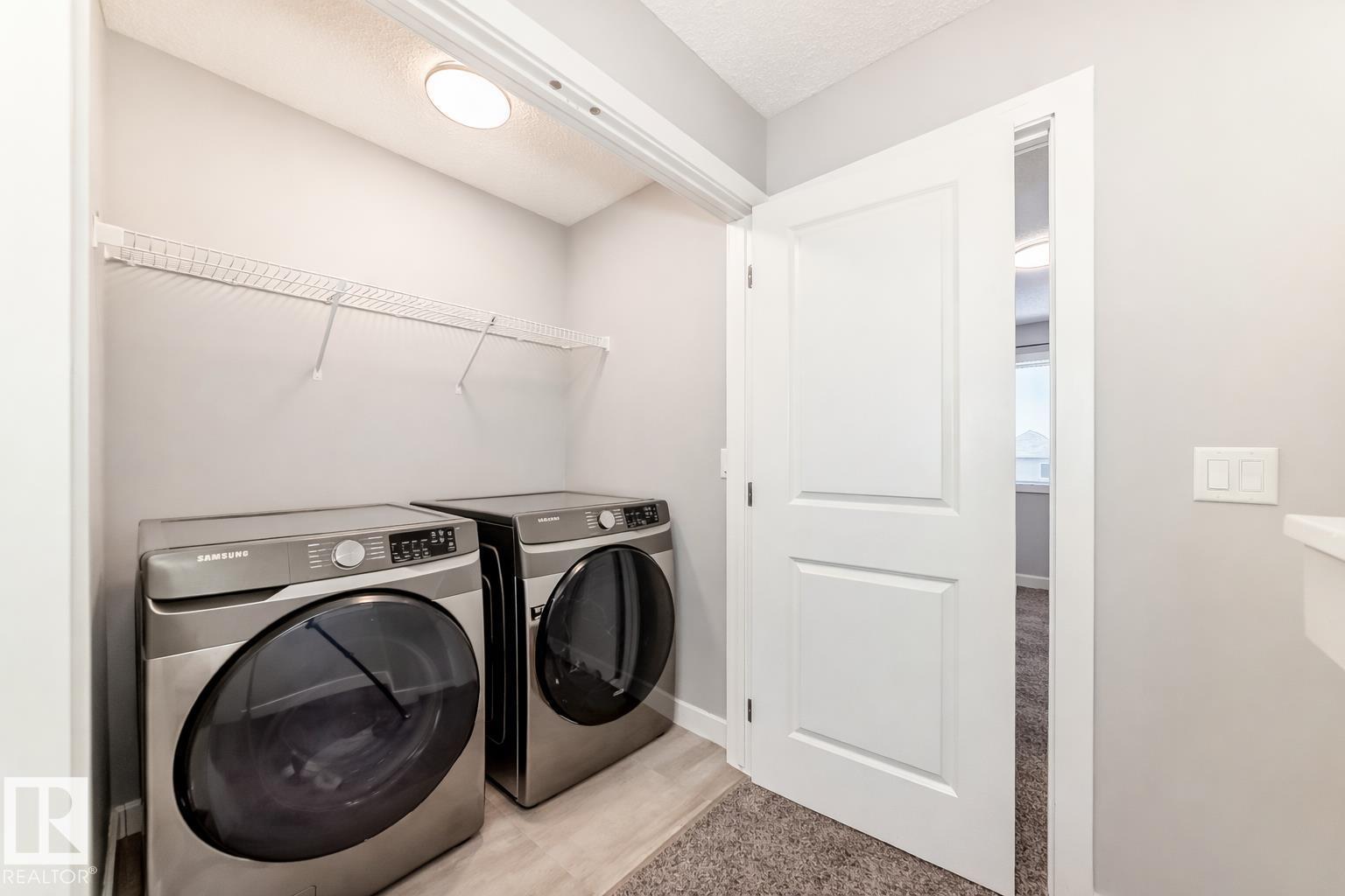 2266 54 ST SW, Edmonton