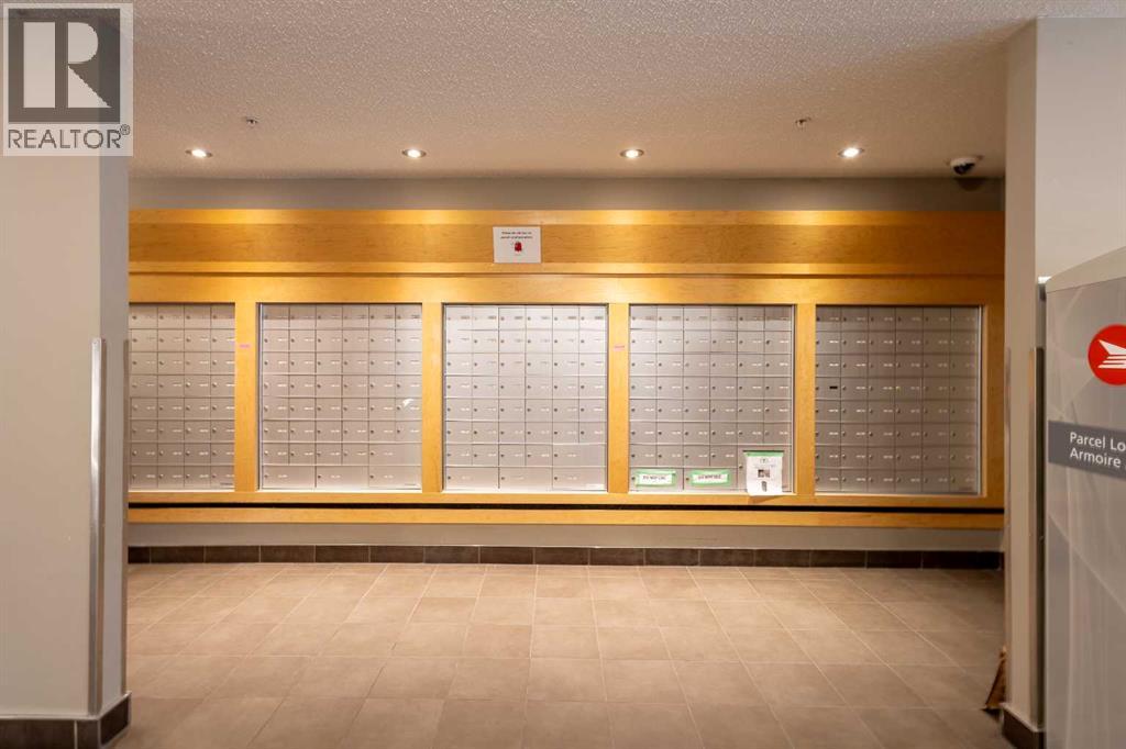 
          11811 Lake Fraser Drive Southeast
            <br/>
            <span>Calgary</span>
            , 
            <span>AB</span>
             <span>T2J7J1</span>
         - Photo 19