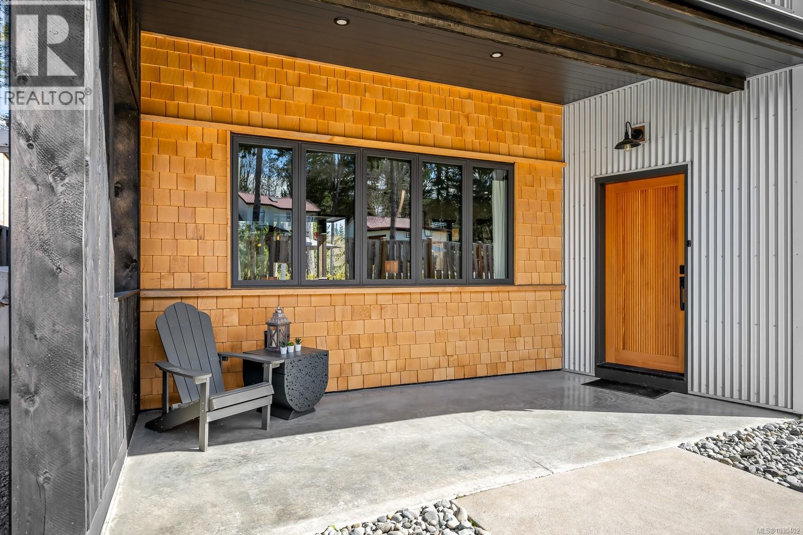 4615 Thompson Clarke Dr E, Bowser