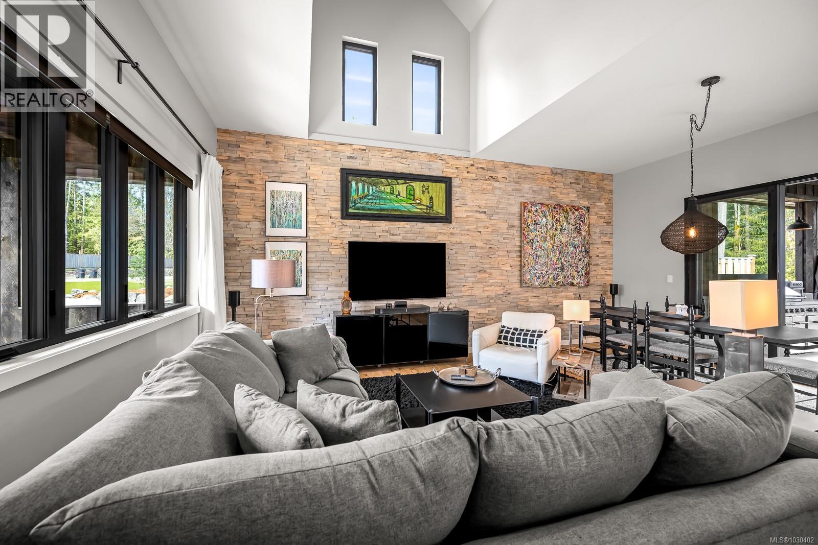 4615 Thompson Clarke Dr E, Bowser