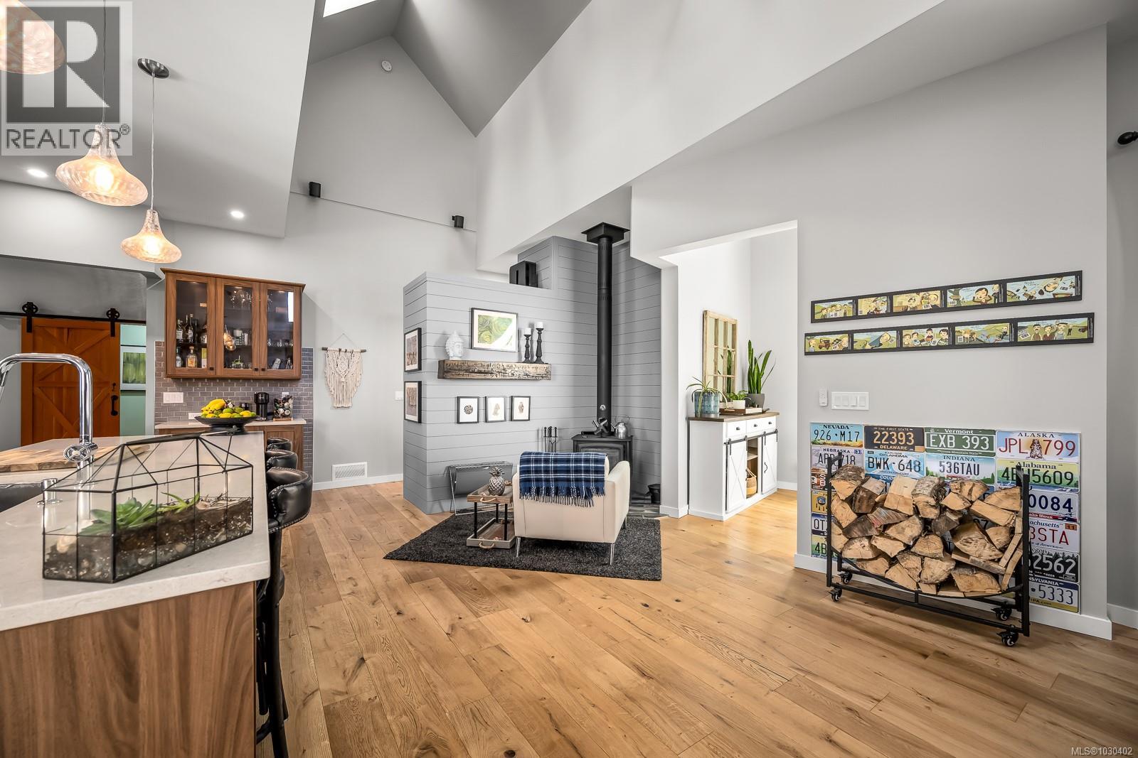 4615 Thompson Clarke Dr E, Bowser