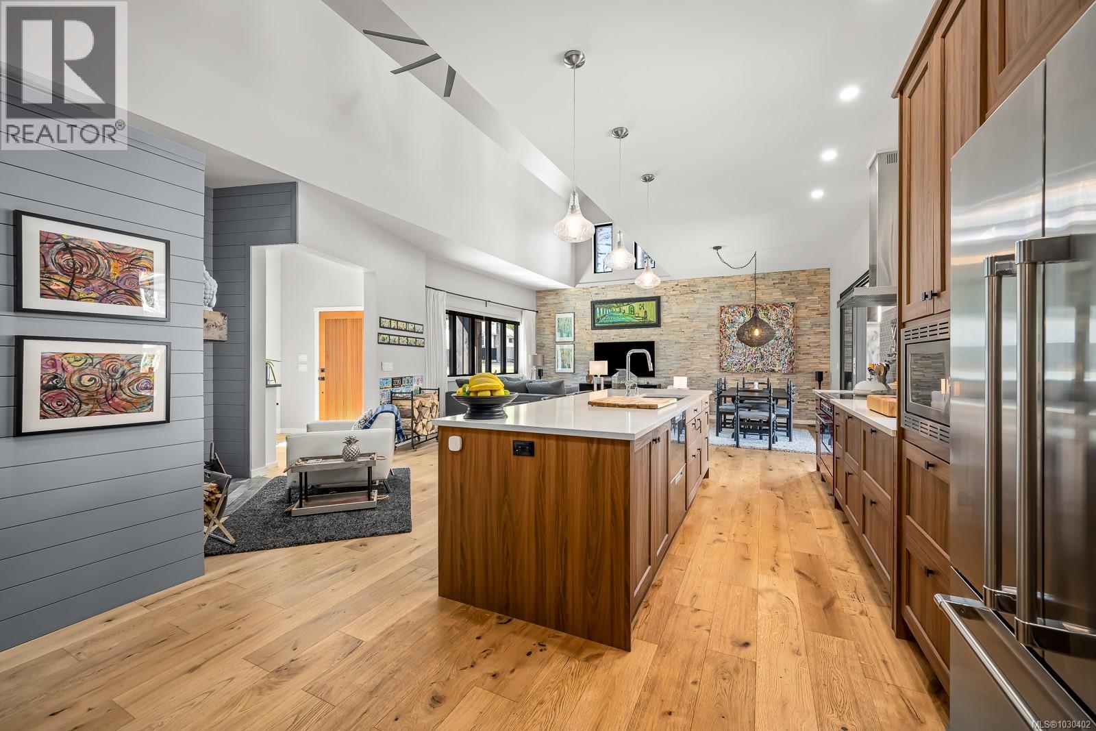 4615 Thompson Clarke Dr E, Bowser