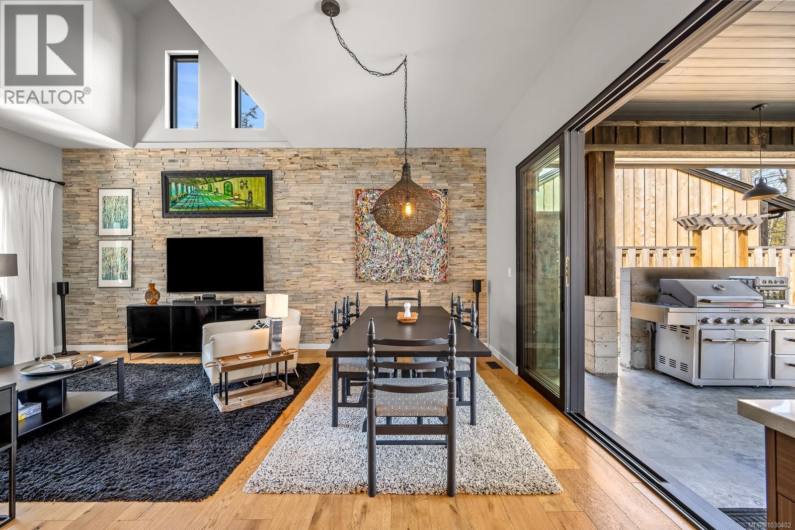 4615 Thompson Clarke Dr E, Bowser