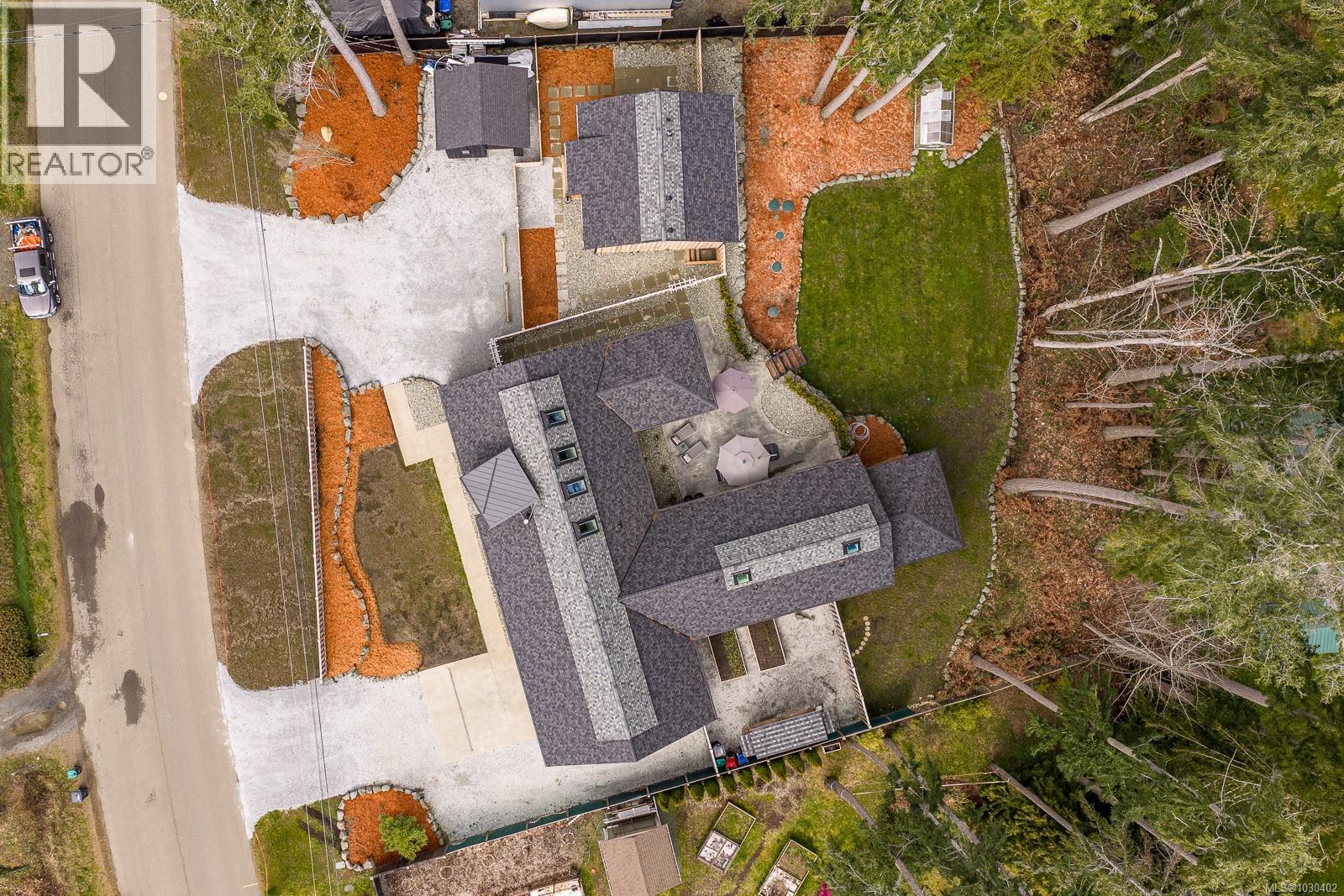 4615 Thompson Clarke Dr E, Bowser