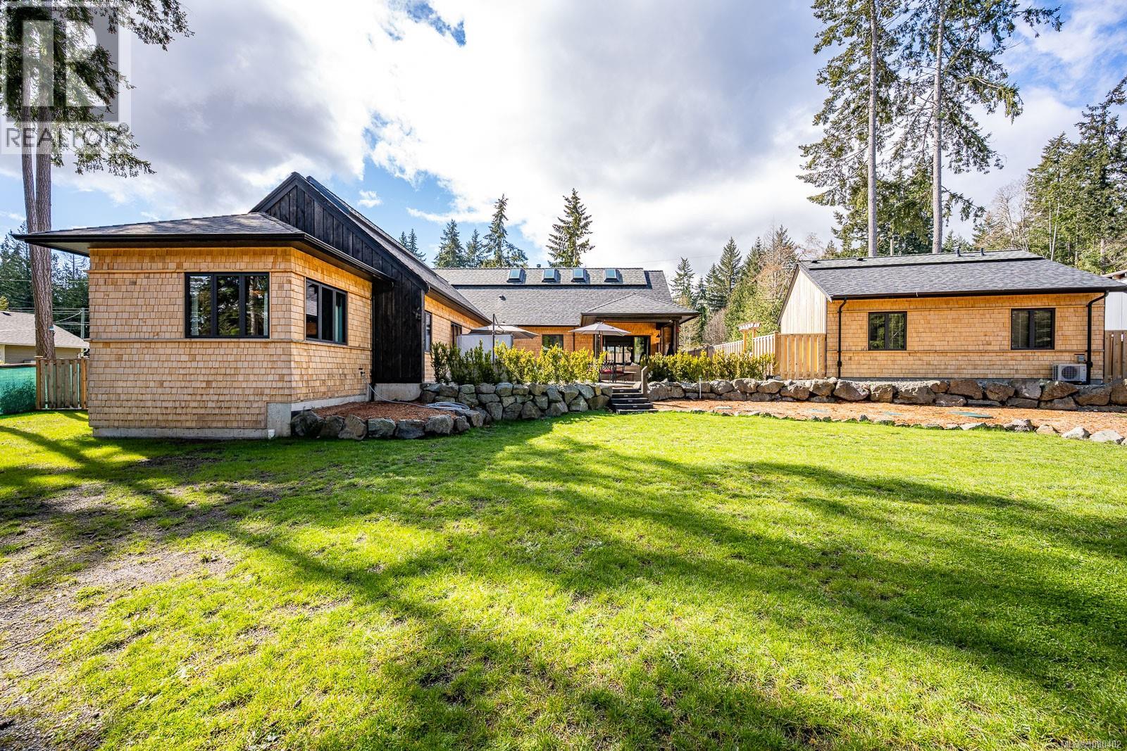 4615 Thompson Clarke Dr E, Bowser