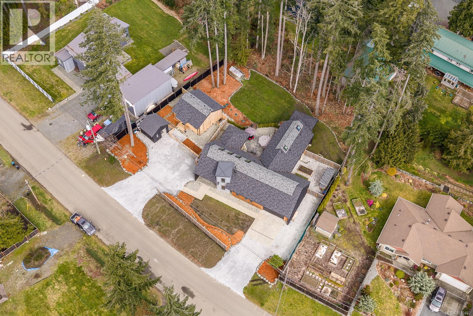 4615 Thompson Clarke Dr E, Bowser