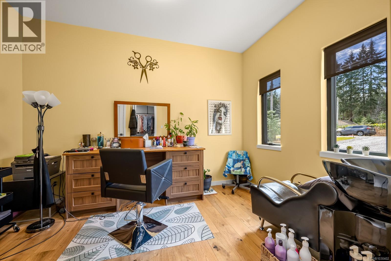 4615 Thompson Clarke Dr E, Bowser