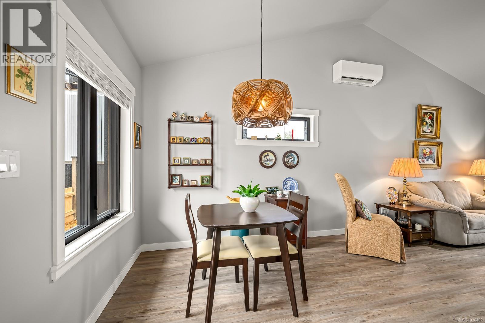 4615 Thompson Clarke Dr E, Bowser