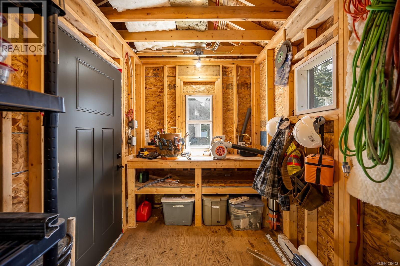 4615 Thompson Clarke Dr E, Bowser