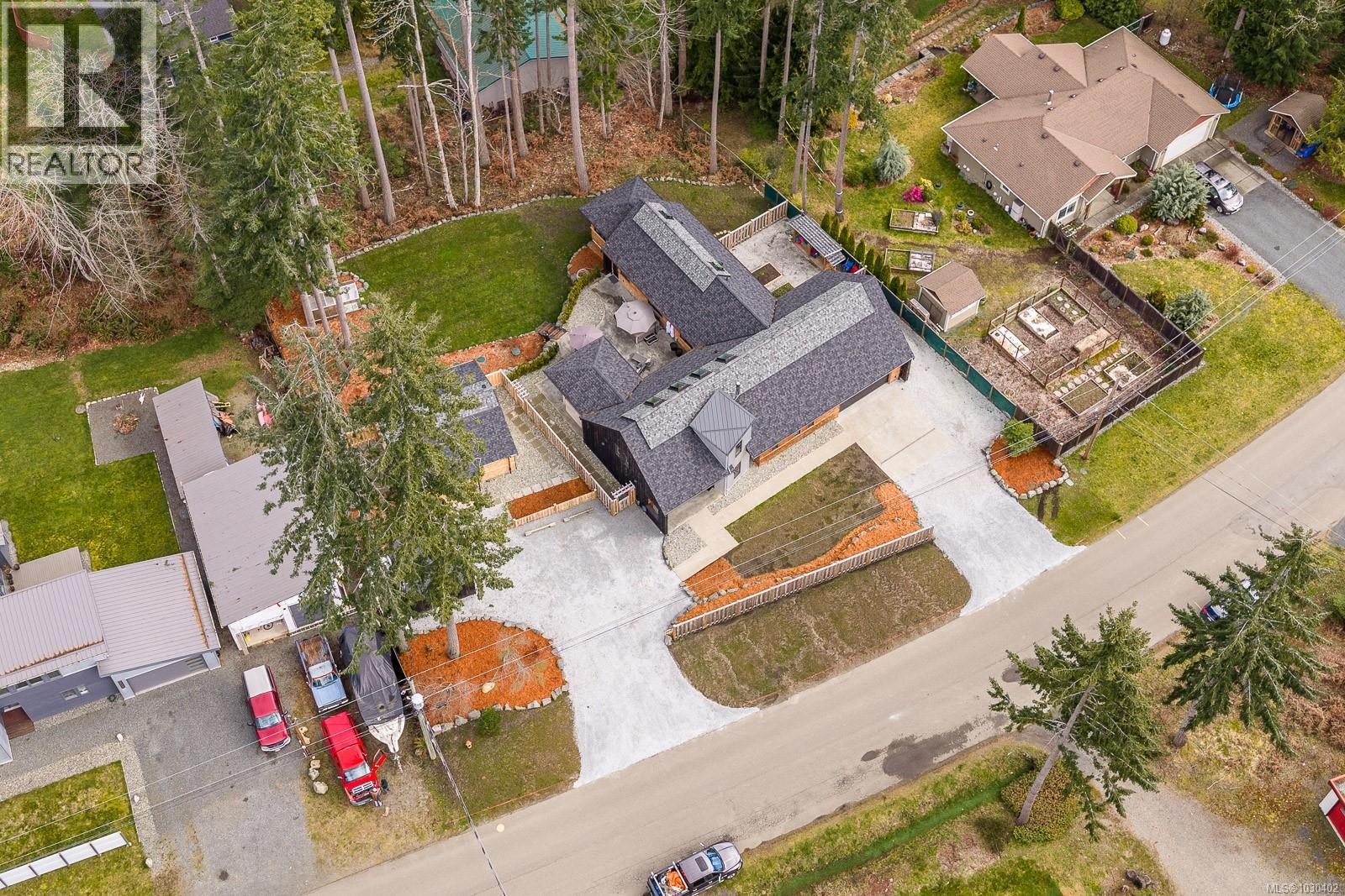 4615 Thompson Clarke Dr E, Bowser