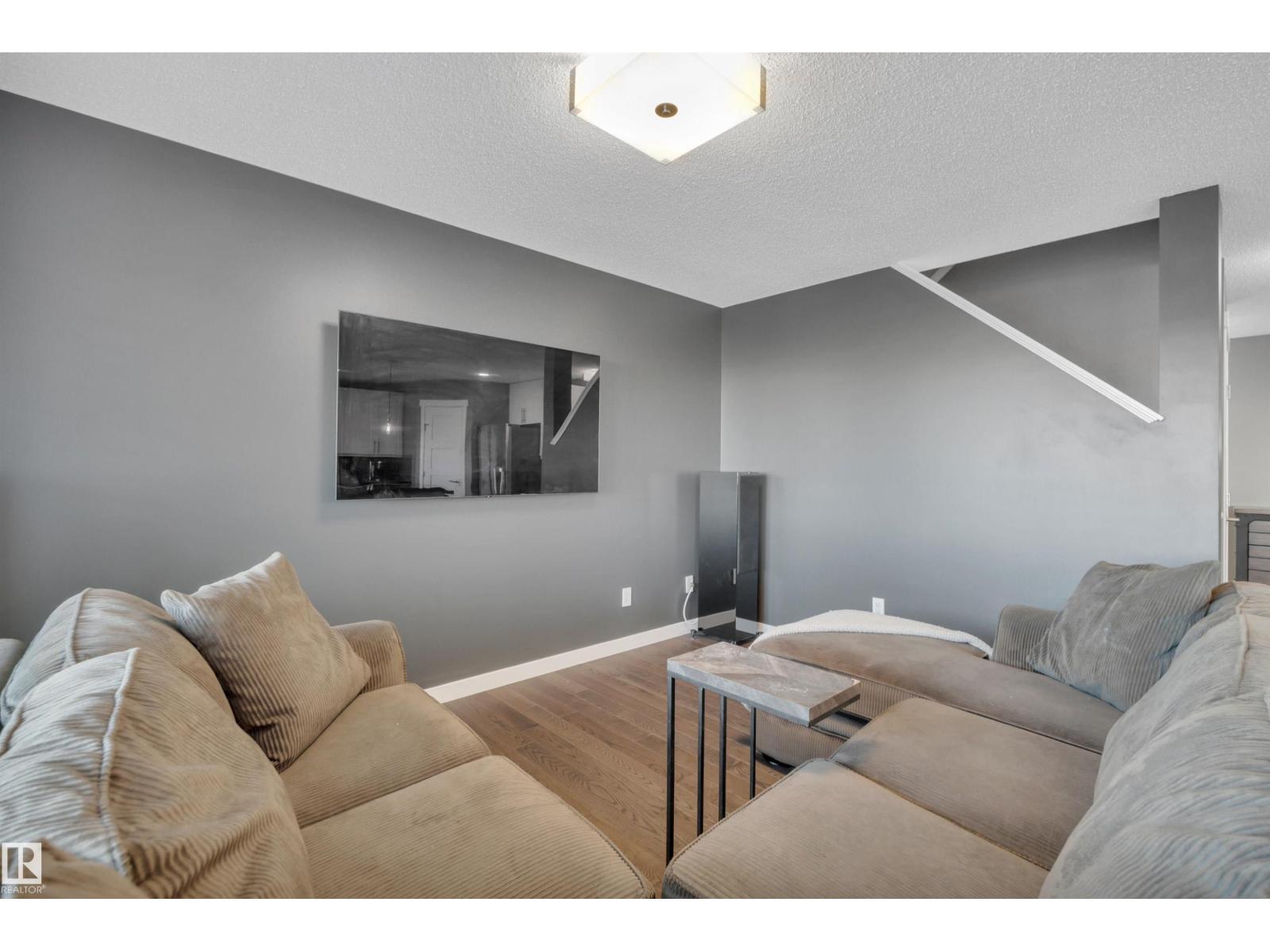 16408 12 AV SW, Edmonton