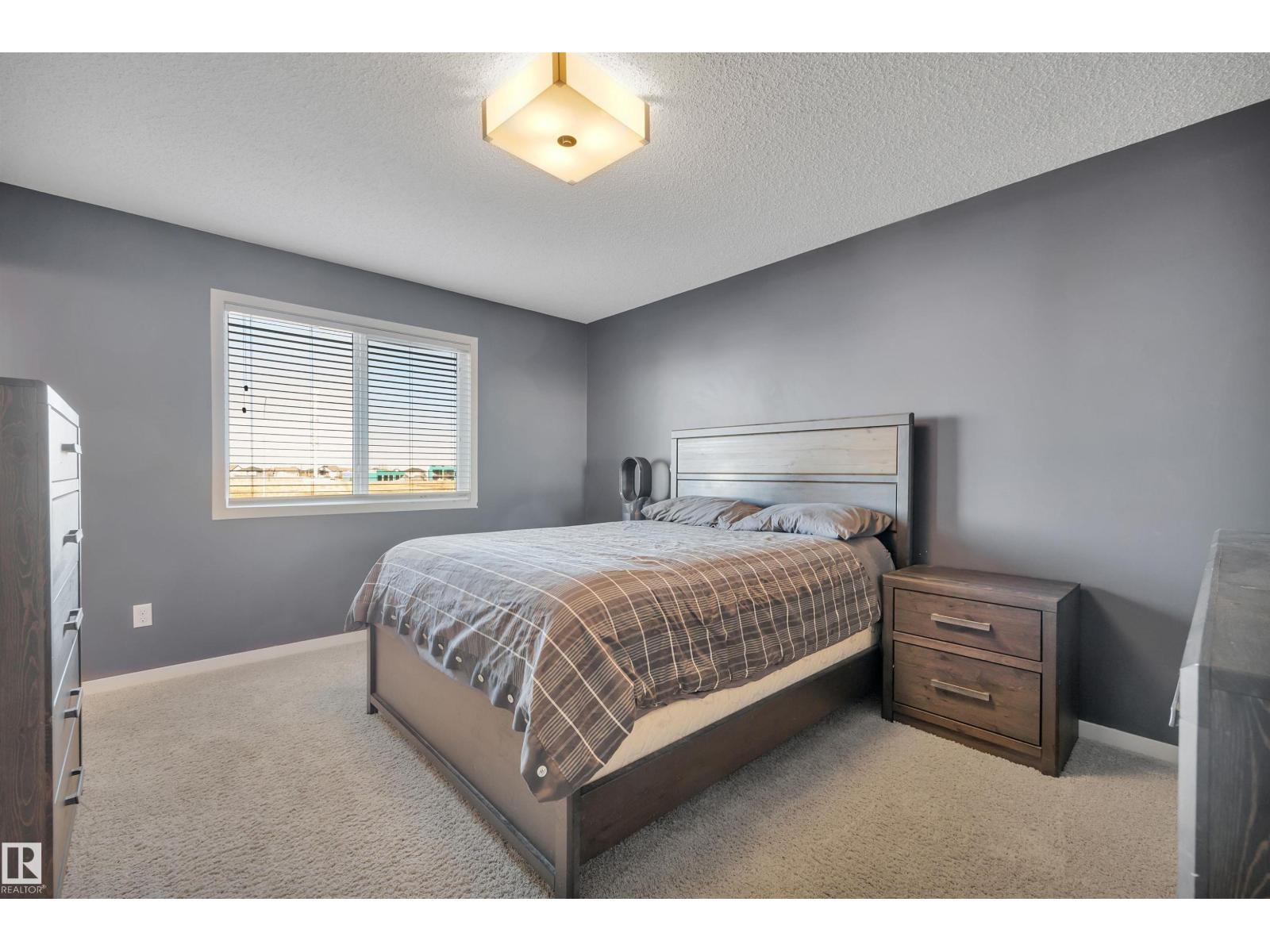 16408 12 AV SW, Edmonton