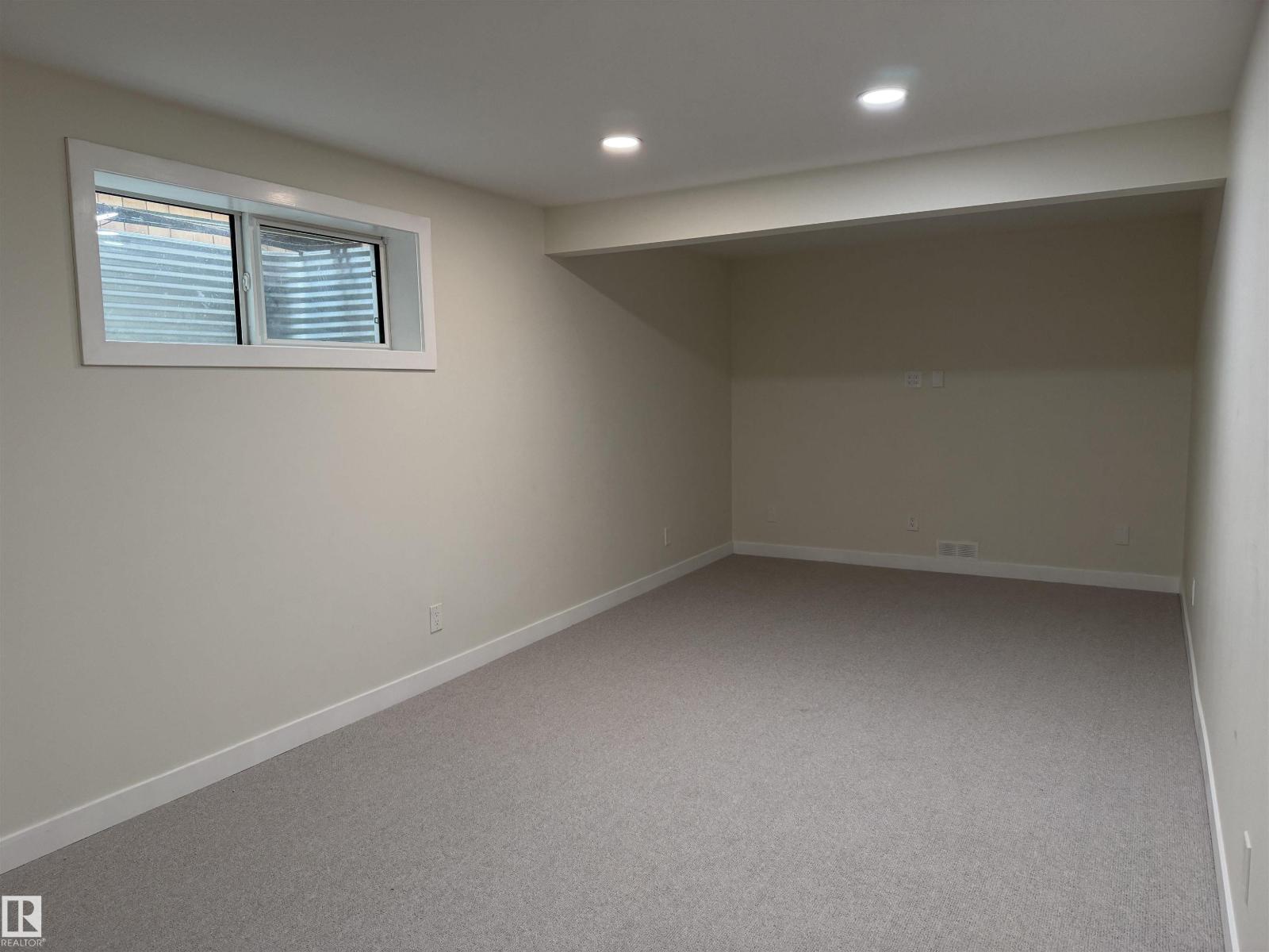 16408 12 AV SW, Edmonton