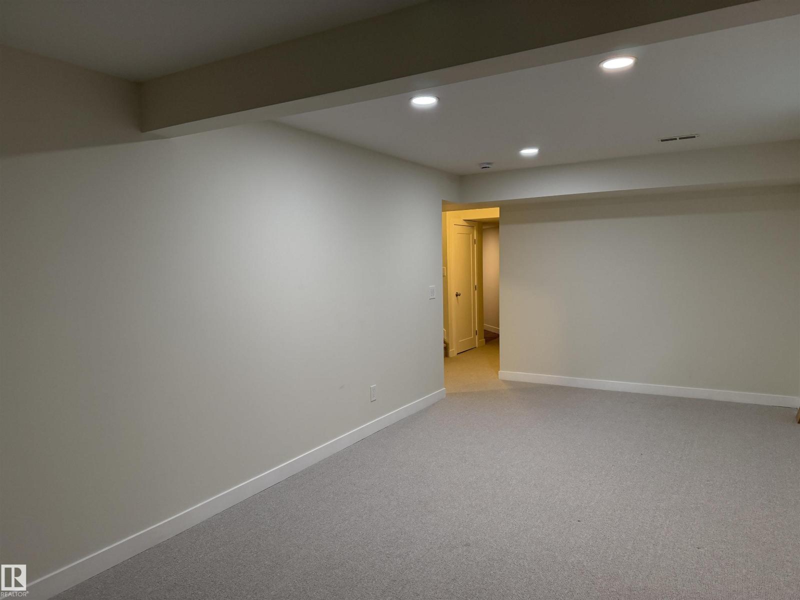 16408 12 AV SW, Edmonton