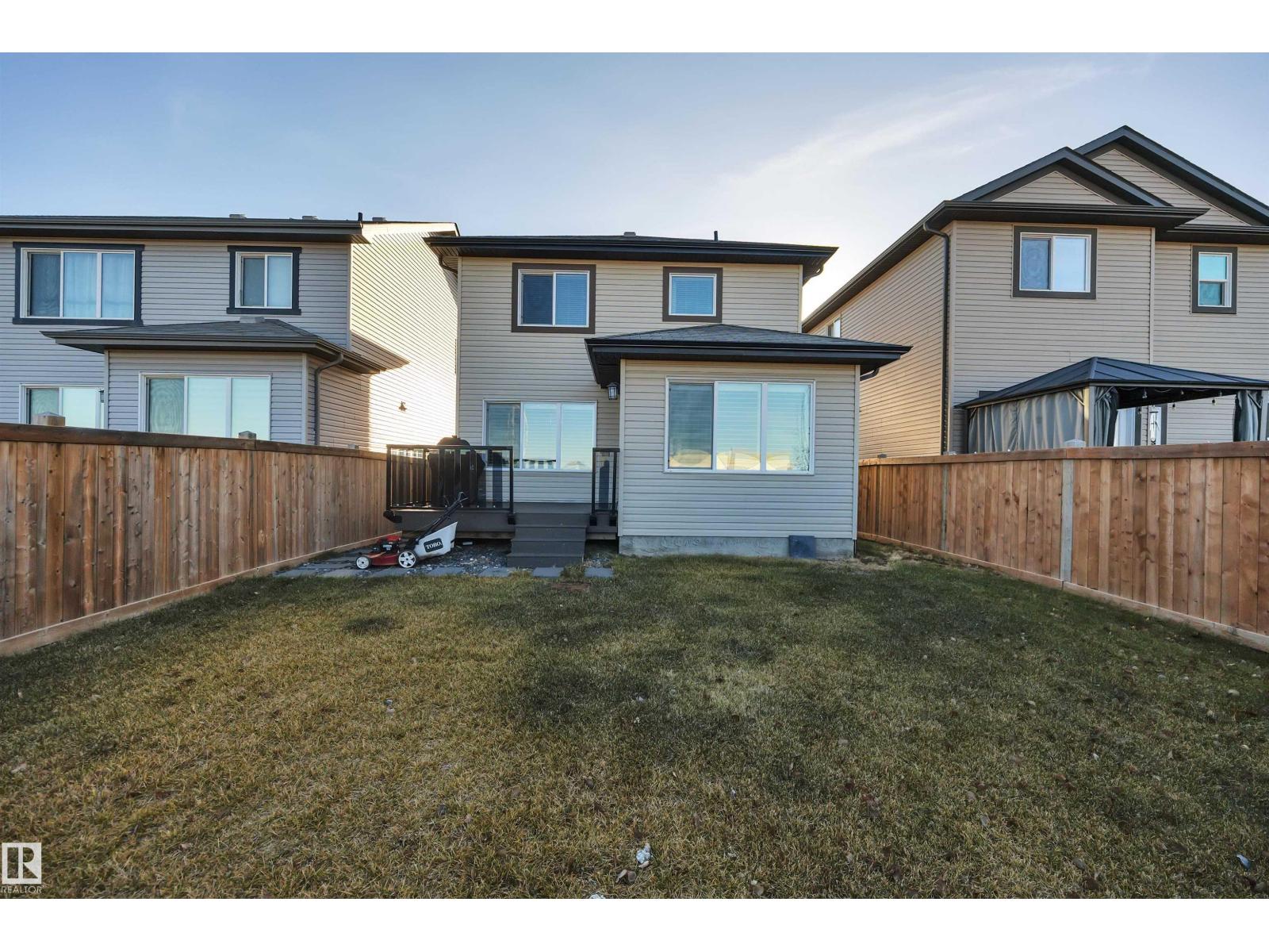 16408 12 AV SW, Edmonton