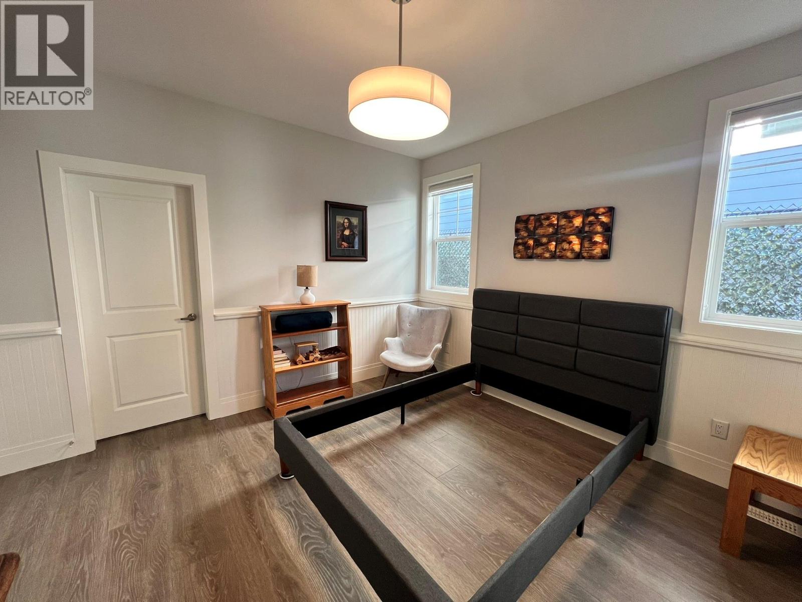 3369 Hawks Crescent - 21